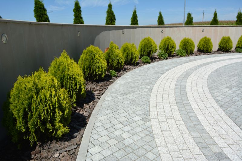 Paver Patio with Curved Design